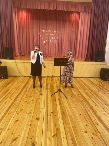 pasākums 'Mīlestība, kuru vērts gaidīt...' 2023.g. duets "Lirika"
